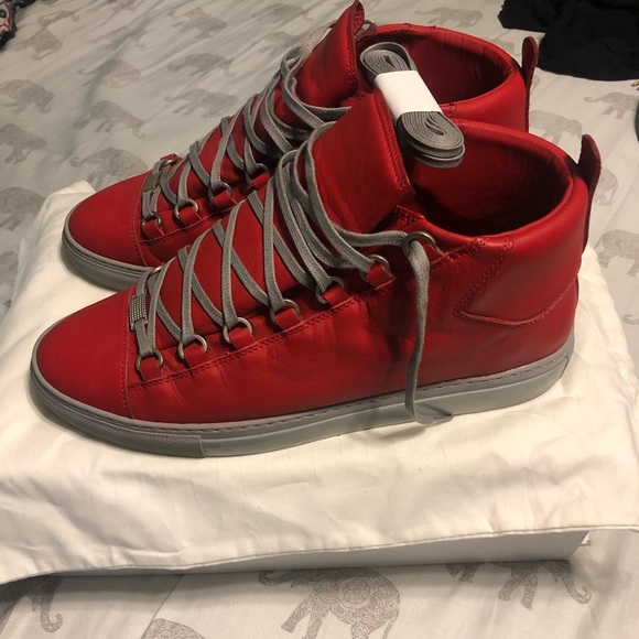 Balenciaga Arenas - Picture 2 of 5